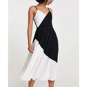 RIVER ISLAND color block pleated midi dress - NWT